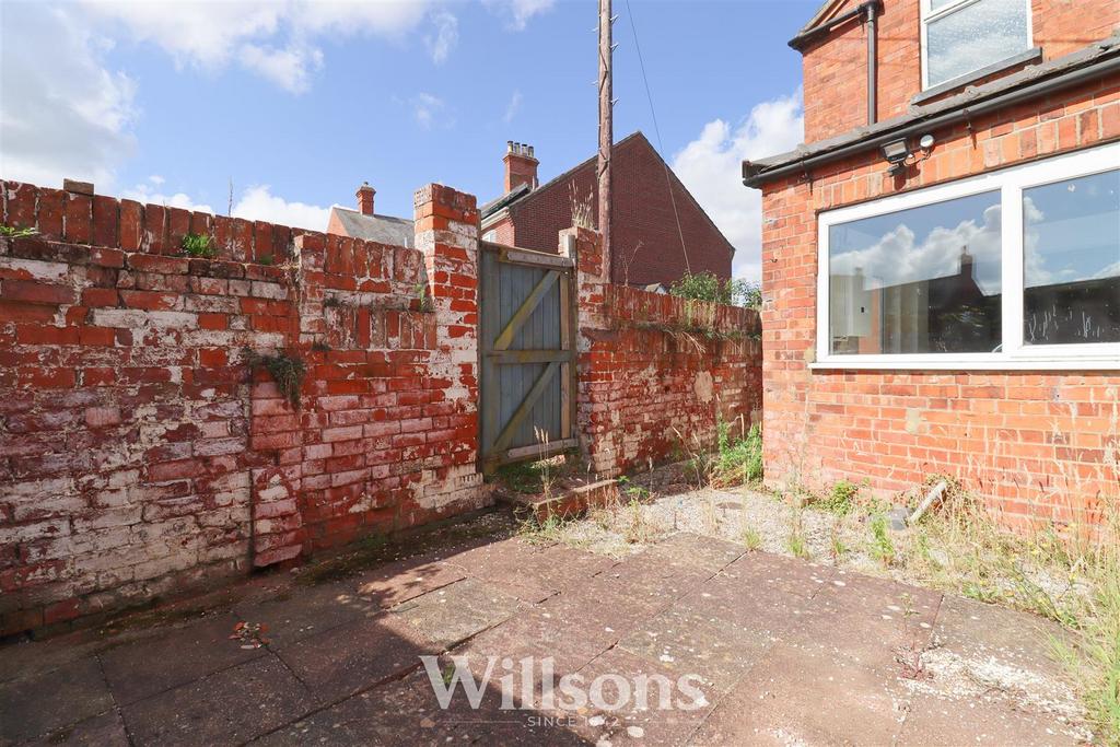 Rear Courtyard