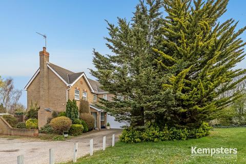 5 bedroom detached house for sale, Whitmore Close, Orsett, Grays