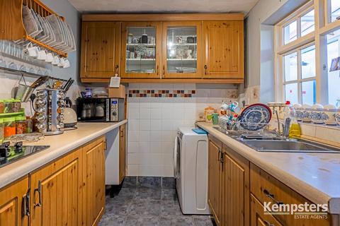 56 Bedford Road, Grays, RM17 6PZ