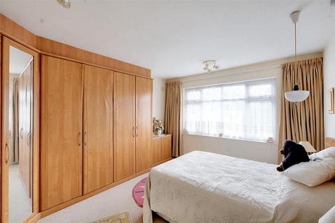 3 bedroom detached house for sale, Walsingham Road, Woodthorpe, Nottingham