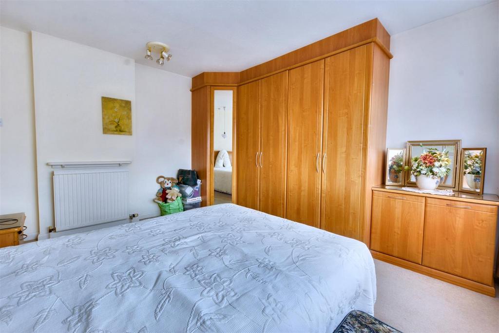 Bedroom 1 3.jpeg