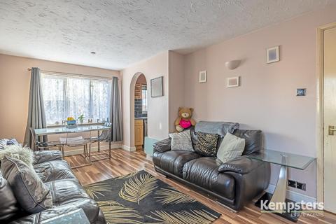 53 Brimfield Road, Purfleet, RM19 1RQ
