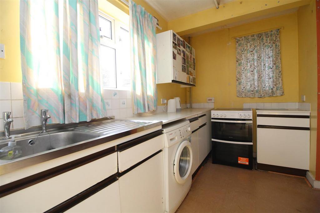 Kitchen .JPG