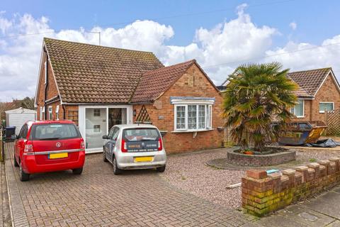 15 Carnforth Road, Sompting, Lancing, BN15 9TQ
