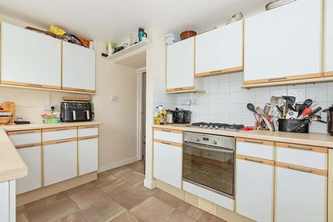 15 Carnforth Road, Sompting, Lancing, BN15 9TQ