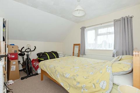 15 Carnforth Road, Sompting, Lancing, BN15 9TQ