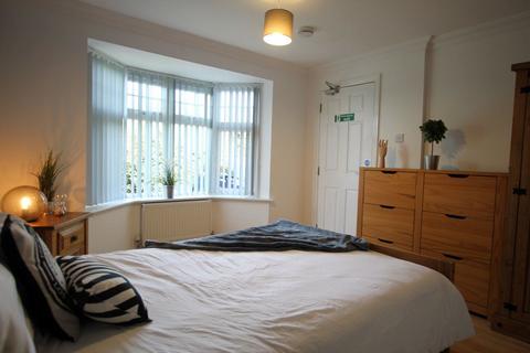 1 bedroom in a house share to rent, Moorfurlong, Burton Upon Trent DE13