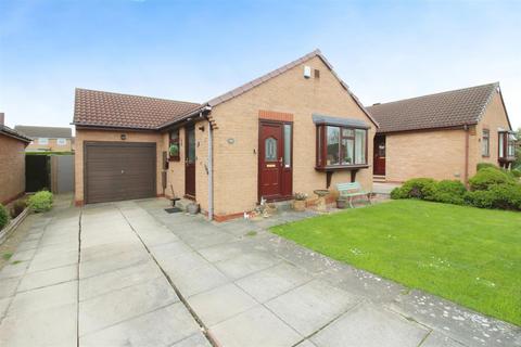 2 bedroom detached bungalow for sale, The Chase, Leeds LS25