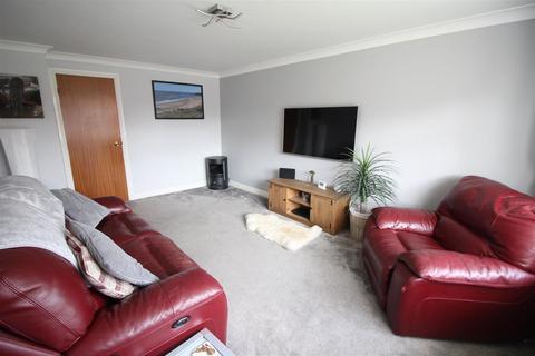 2 bedroom detached bungalow for sale, The Chase, Leeds LS25