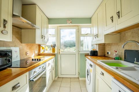 3 bedroom end of terrace house for sale - Springfield Close, York