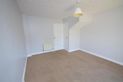 2 bedroom semi-detached house to rent, Ayreshire Grove, Lightwood