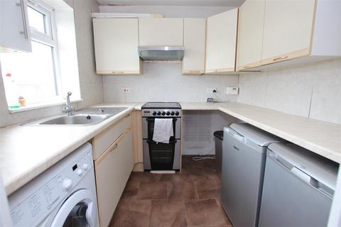 1 bedroom apartment for sale, Churchfields, Fagley