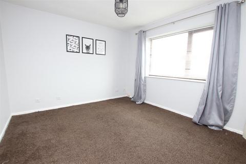 12 Churchfields, Bradford, BD2 3JN