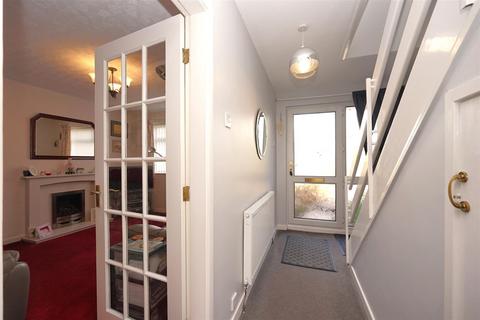 6 Chestnut Walk, Barrow-in-furness, LA13 0JB