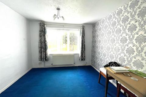 3 bedroom semi-detached house for sale - Flaxley Road, Rugeley