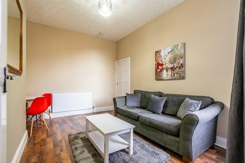 2 bedroom flat to rent, *New Refurb* Addycombe Terrace, Heaton, NE6