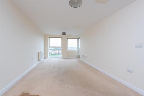 2 bedroom flat for sale - Shetland Road, Basingstoke RG24
