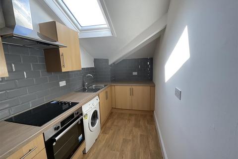 1 bedroom flat to rent - Westwood, Scarborough