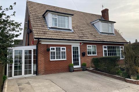 4 bedroom detached house for sale - Middle Street, Wilberfoss, York