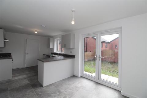4 bedroom house to rent - Church Road, Old St Mellons CF3