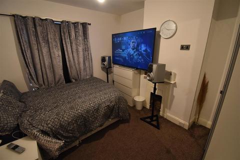 2 bedroom flat to rent, Allesley Old Road, Coventry CV5