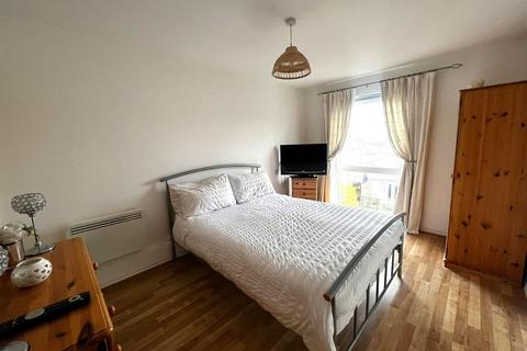 1 bedroom apartment for sale - Phoebe Road, Pentrechwyth, Swansea
