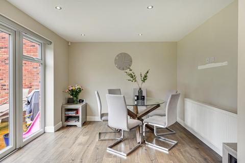 29 Bloom Drive, Wetherby, LS22 6AR