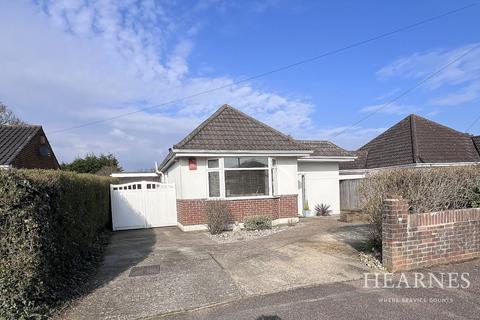 3 bedroom detached bungalow for sale - Russel Road, Bournemouth, BH10