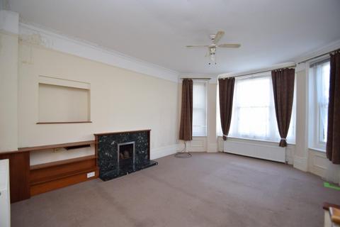 Flat 1, Alastair Court, 30 Compton Street, Eastbourne, BN21 4EL