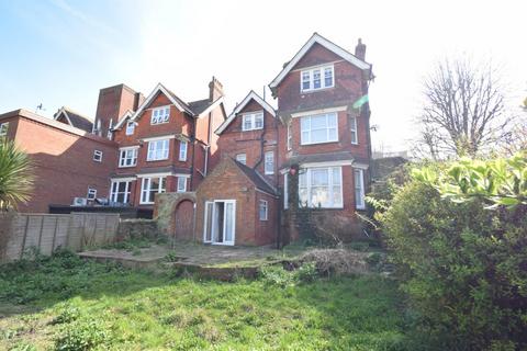 Flat 1, Alastair Court, 30 Compton Street, Eastbourne, BN21 4EL
