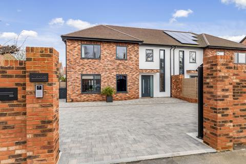 4 bedroom detached house for sale, Godwyn Road, Folkestone, CT20