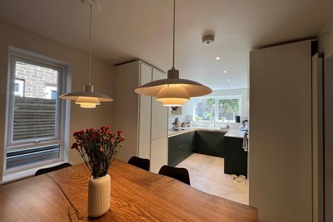 143 Leas Drive, Iver, SL0 9RP