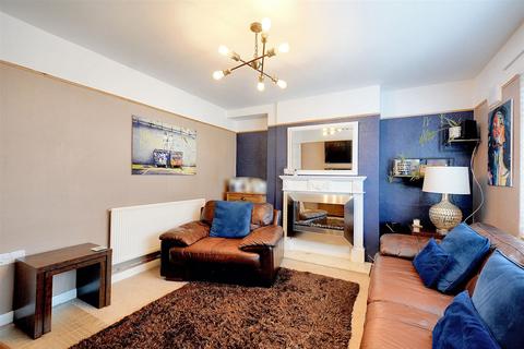 2 bedroom terraced house for sale, Meriden Avenue, Beeston, Nottingham