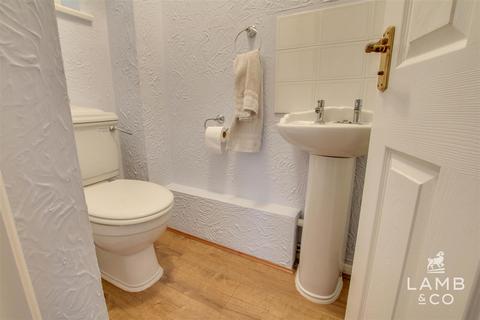 1 Abbotts Close, Clacton-on-sea, CO15 4EX