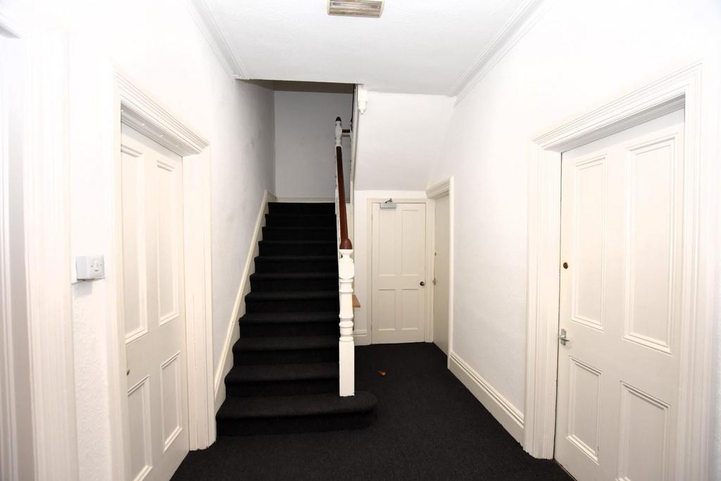 Entrance [communal].JPG