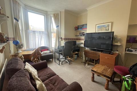 1 bedroom property to rent, Langney Road, Eastbourne BN21