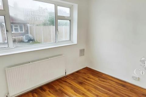 3 bedroom house to rent - Tillotson Road, London