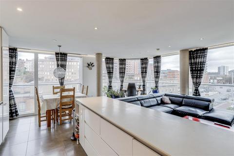 2 bedroom apartment for sale, Canal Street, City Centre NG1