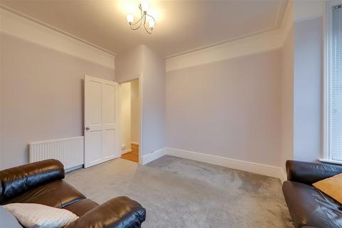 2 bedroom flat for sale, Browning Road, Worthing BN11