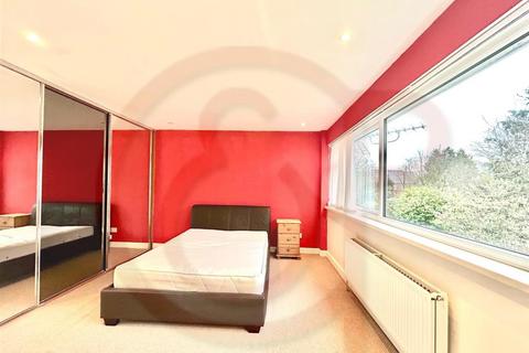 4 bedroom house to rent - Heronsforde, Ealing, W13