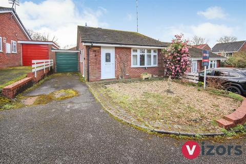 2 bedroom detached bungalow for sale, Paxford Close, Churchill North, Redditch