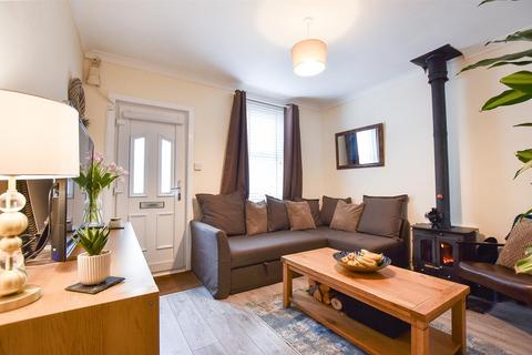 19 Castle Street, Wouldham, Rochester, ME1 3UX