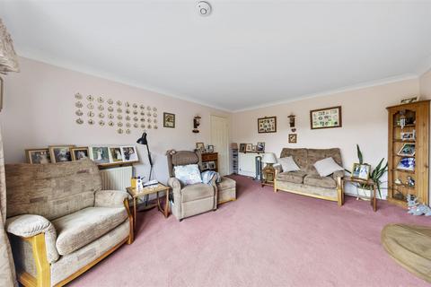 2 bedroom detached bungalow for sale, Grindleford Close, Desborough NN14