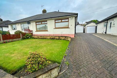 2 bedroom semi-detached bungalow for sale, Aireville Drive, Silsden,