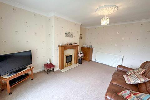 2 bedroom semi-detached bungalow for sale, Aireville Drive, Silsden,