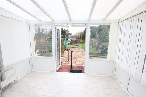 53 Warenne Road, Fetcham, Leatherhead, KT22 9TX