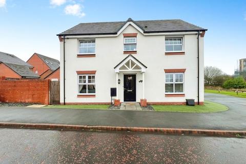 4 bedroom detached house for sale - Adamson Grove, Leigh