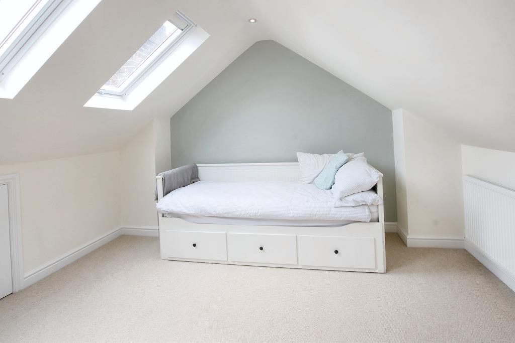 BED 3 1 (Portal Size).JPG
