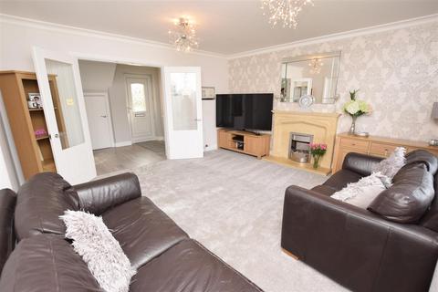 3 bedroom detached house for sale, Garrick Lane, New Waltham DN36