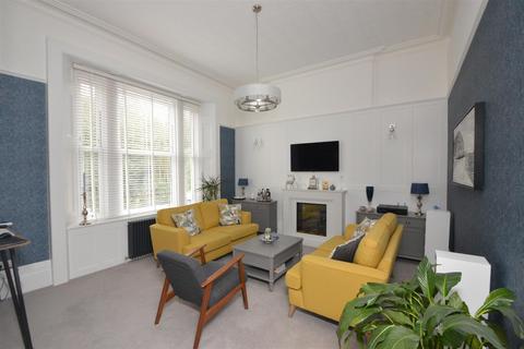 1 bedroom apartment for sale, RYDE